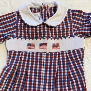 Southern Sunshine Smocked Flags Romper / Shortall  Boy's Size 24mi 2T Patriotic